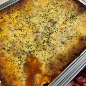 Beef Lasagna w/ Garlic Bread & Salad